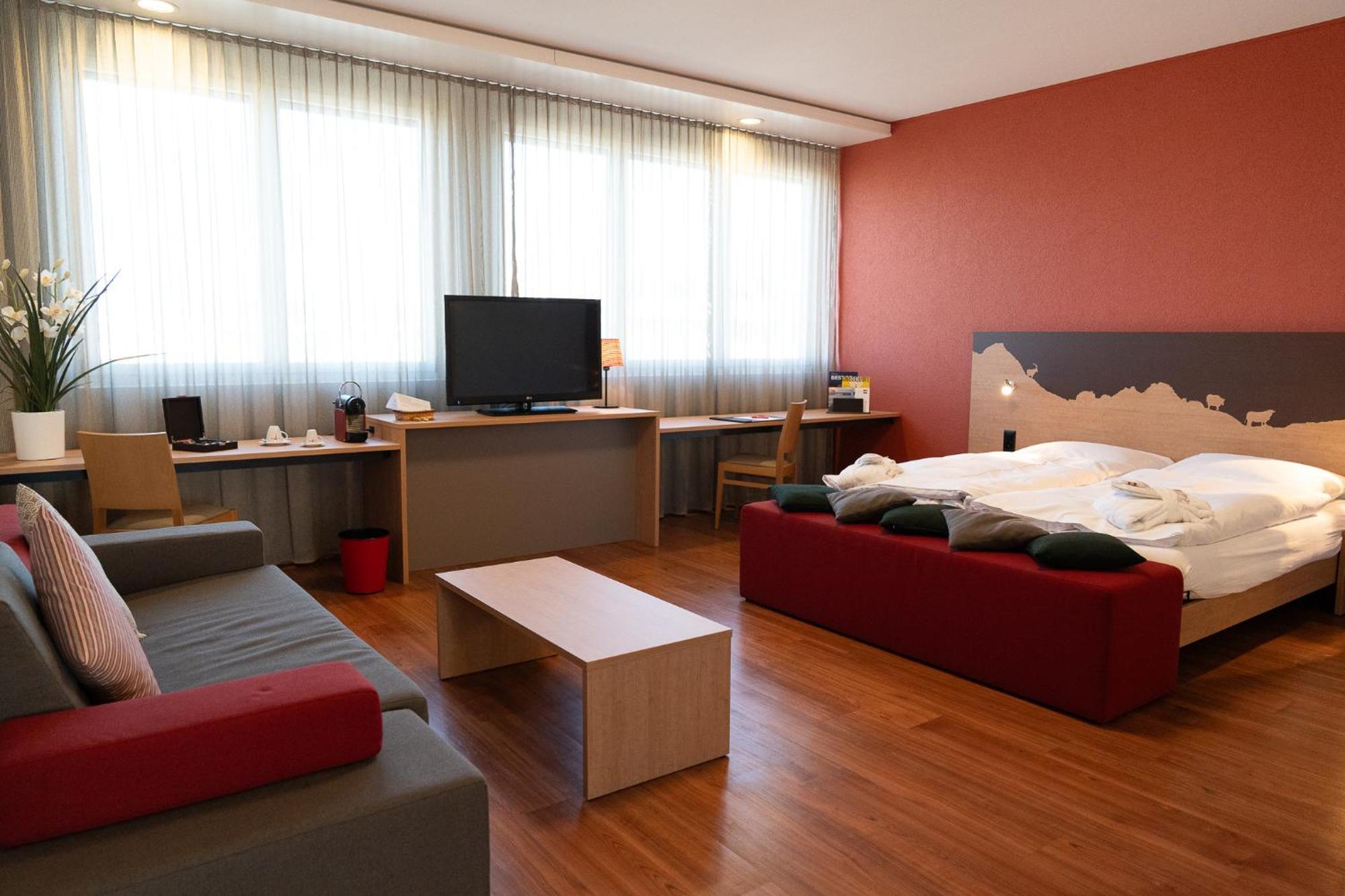 Steinhausen Swissever Hotel Zug חדר תמונה