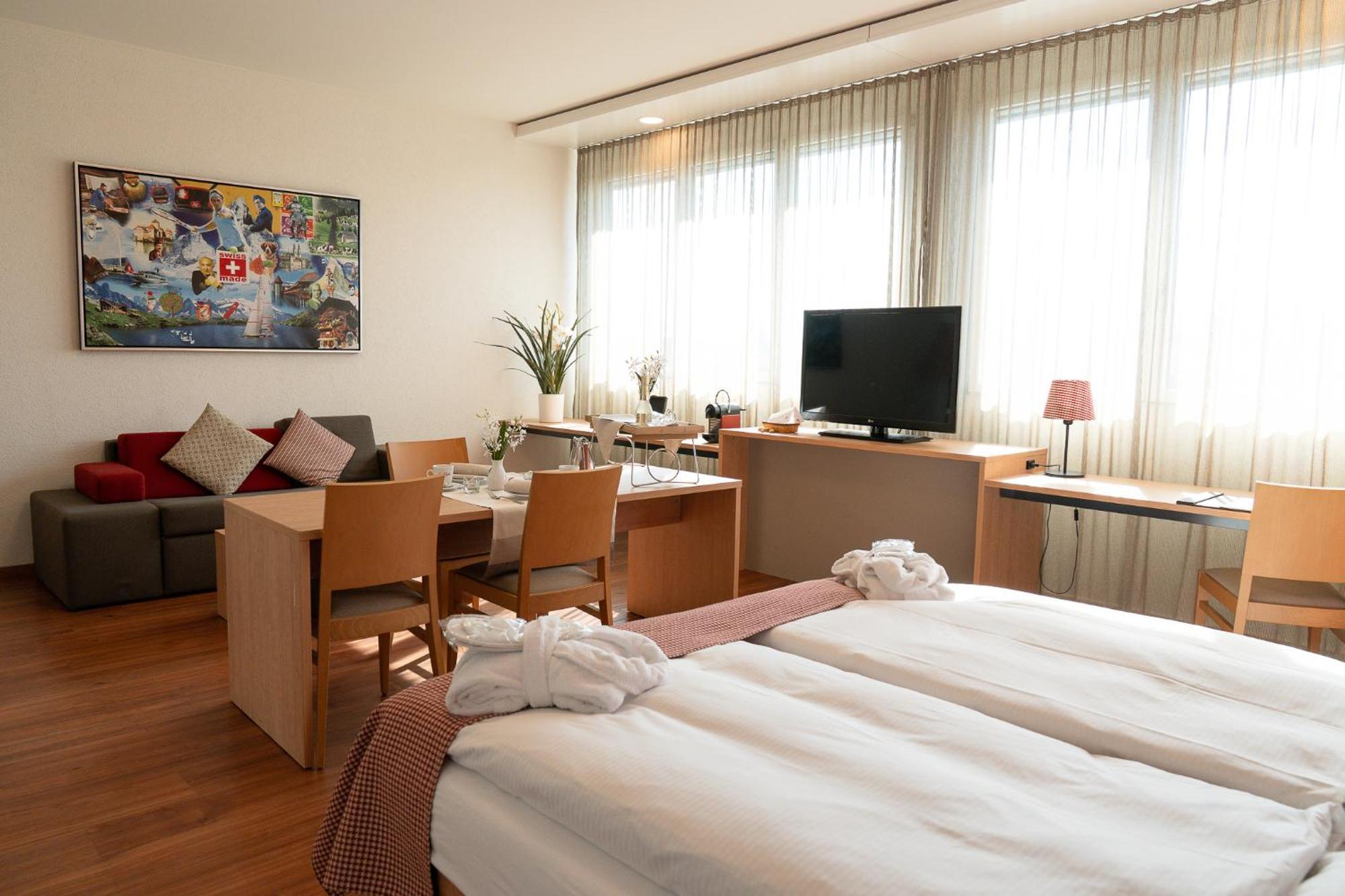 Steinhausen Swissever Hotel Zug חדר תמונה