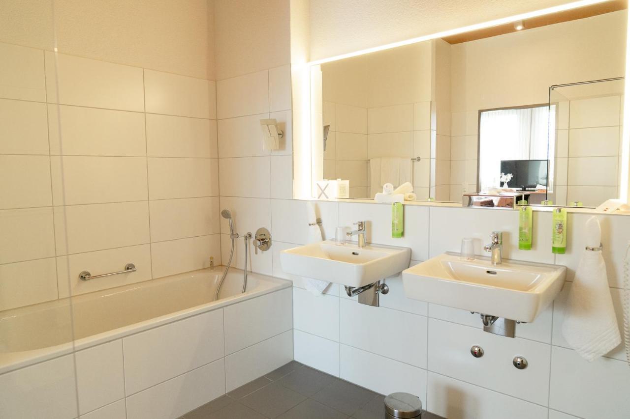 Steinhausen Swissever Hotel Zug מראה חיצוני תמונה